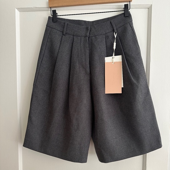 New Fall Grey Shorts - Picture 4 of 4